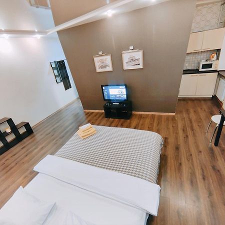 Real Home Apartmens - Podil Promenade Kiev Buitenkant foto