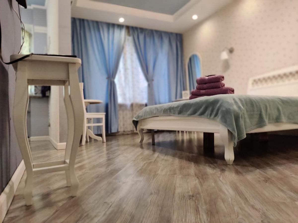 Real Home Apartmens - Podil Promenade Kiev Buitenkant foto
