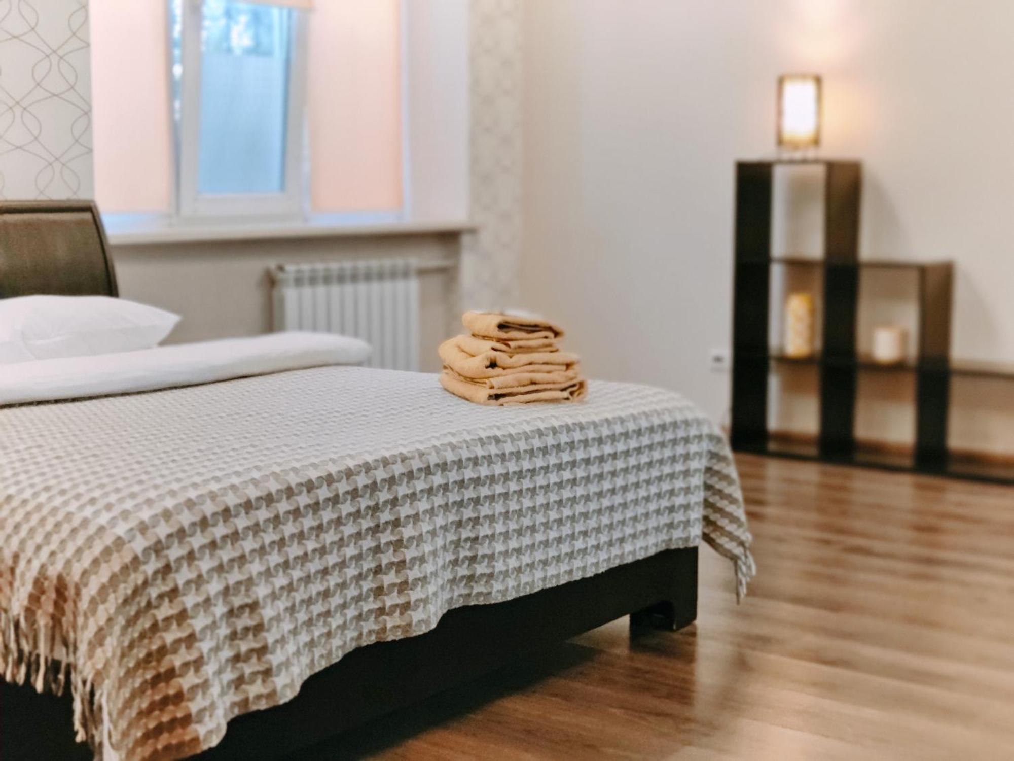 Real Home Apartmens - Podil Promenade Kiev Buitenkant foto