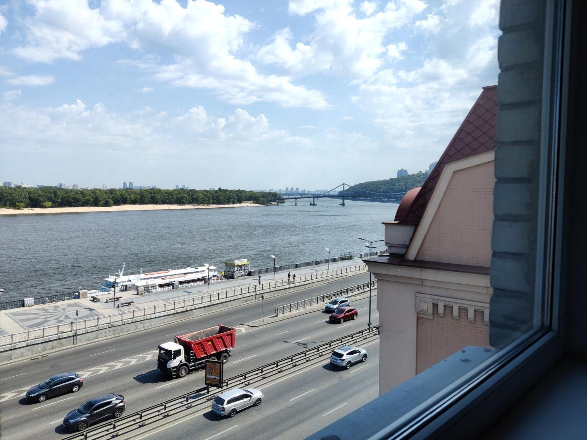 Real Home Apartmens - Podil Promenade Kiev Kamer foto